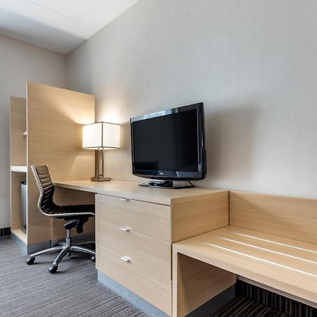 Quality Inn & Suites Oakville Rom bilde