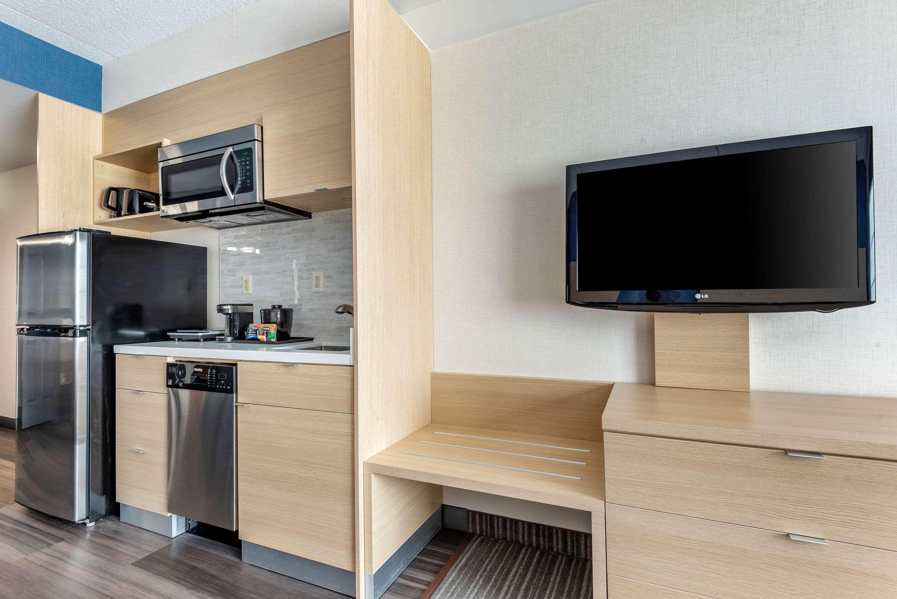 Quality Inn & Suites Oakville Eksteriør bilde