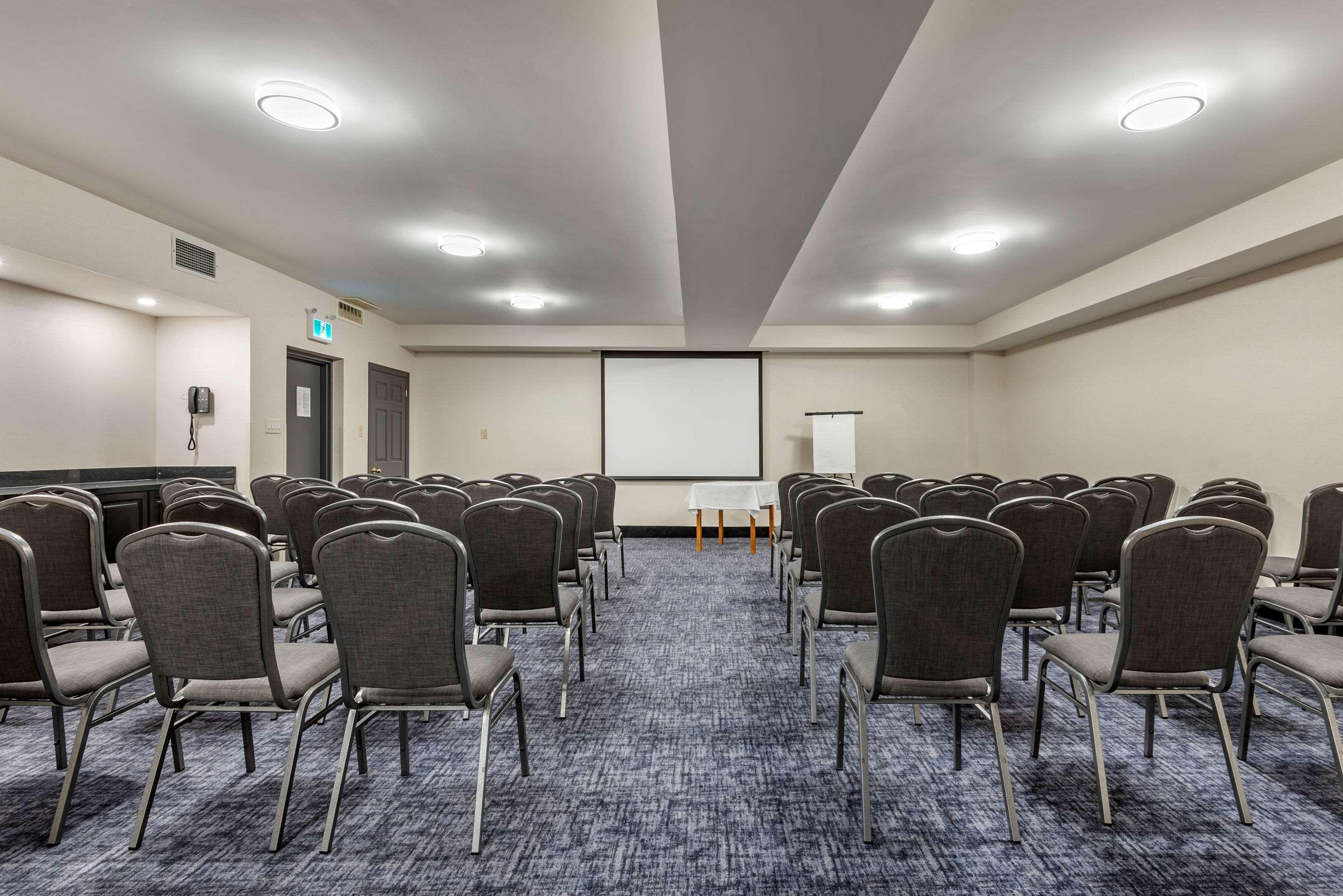 Quality Inn & Suites Oakville Eksteriør bilde